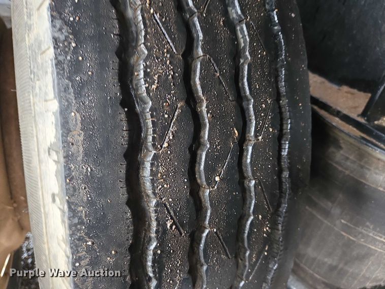 image for item DU6911 2002 X-L 70MFG lowboy equipment trailer