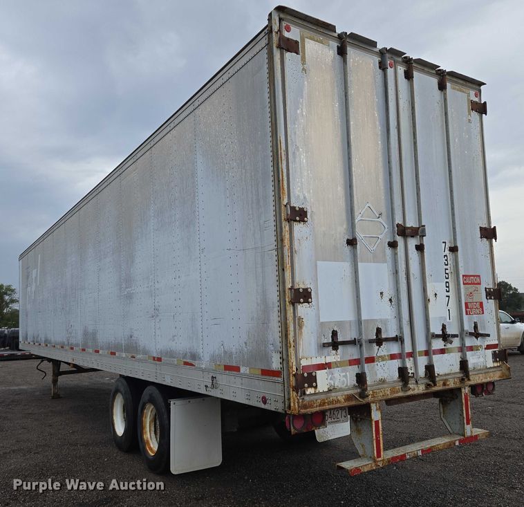 image for item DU6912 1989 Fruehauf dry van trailer