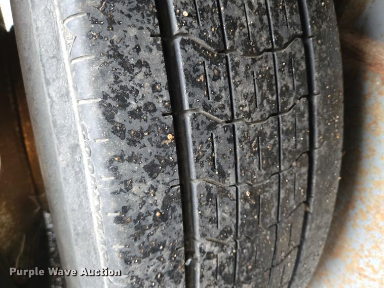 image for item DU6912 1989 Fruehauf dry van trailer