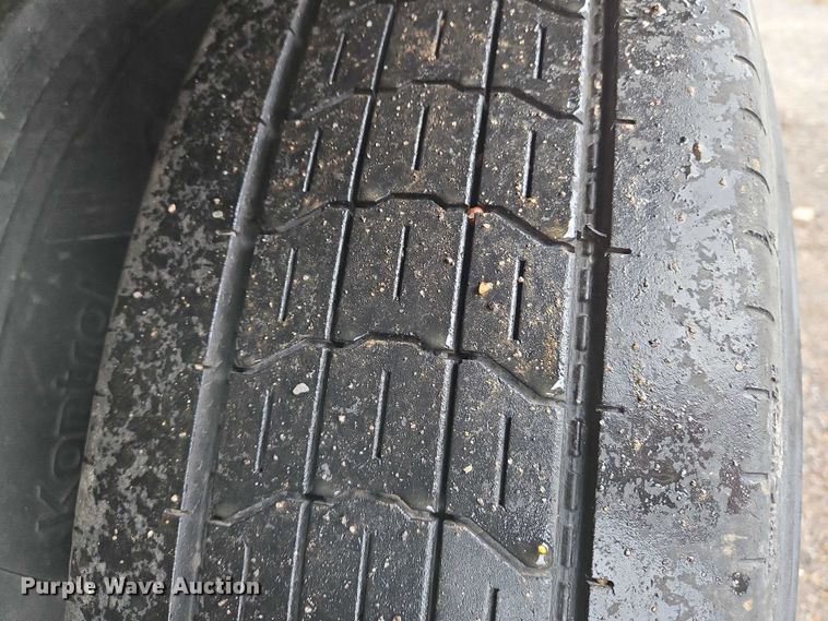 image for item DU6912 1989 Fruehauf dry van trailer