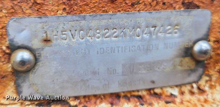 image for item DU6912 1989 Fruehauf dry van trailer