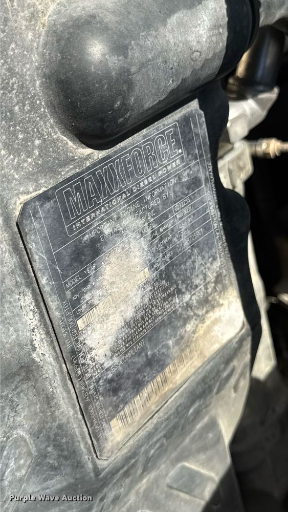 image for item DW6535 2010 International 4300 truck cab and chassis