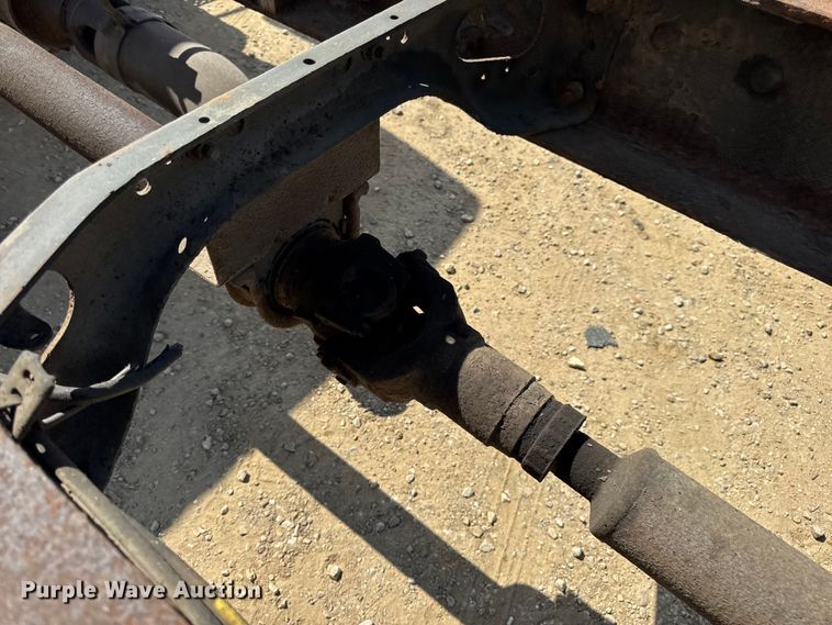 image for item DW6536 2010 International 4400 truck cab and chassis