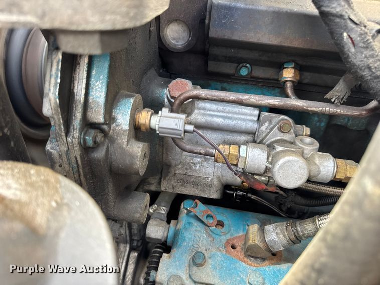 image for item DW6537 2004 International 4400 truck cab and chassis