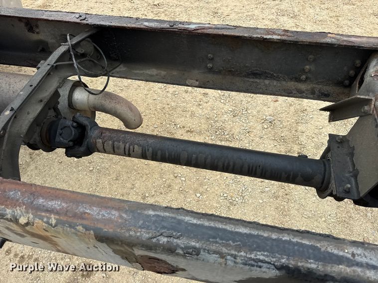 image for item DW6542 2006 International 4400 truck cab and chassis