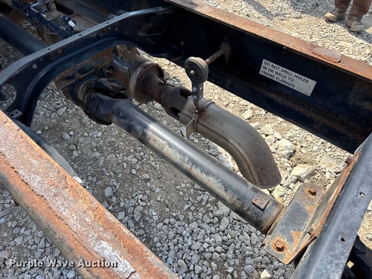 image for item DW6577 2010 International 4400 truck cab and chassis