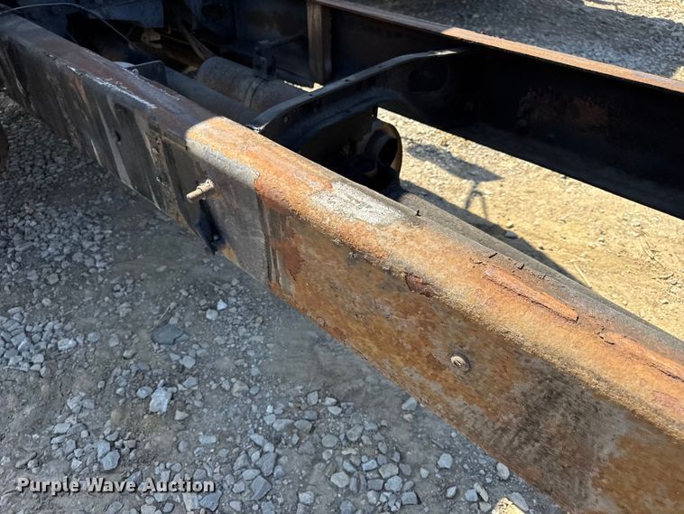 image for item DW6578 2006 International 4300 truck cab and chassis