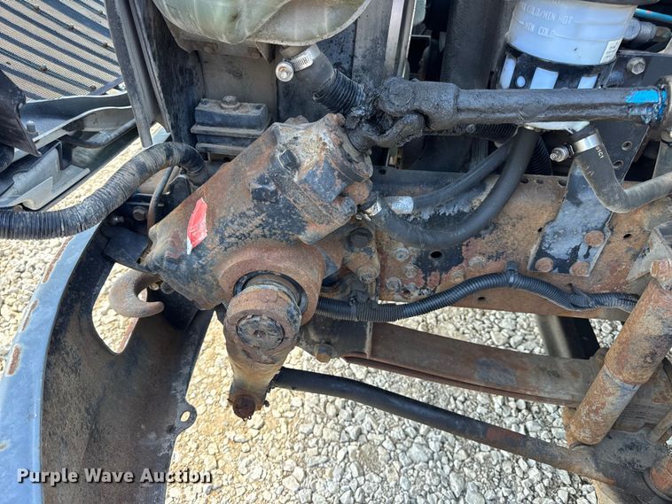 image for item DW6578 2006 International 4300 truck cab and chassis