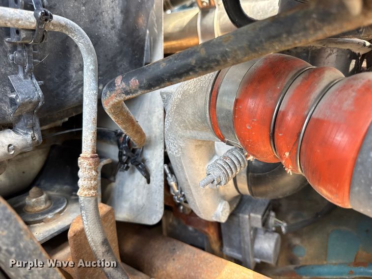 image for item DW6578 2006 International 4300 truck cab and chassis