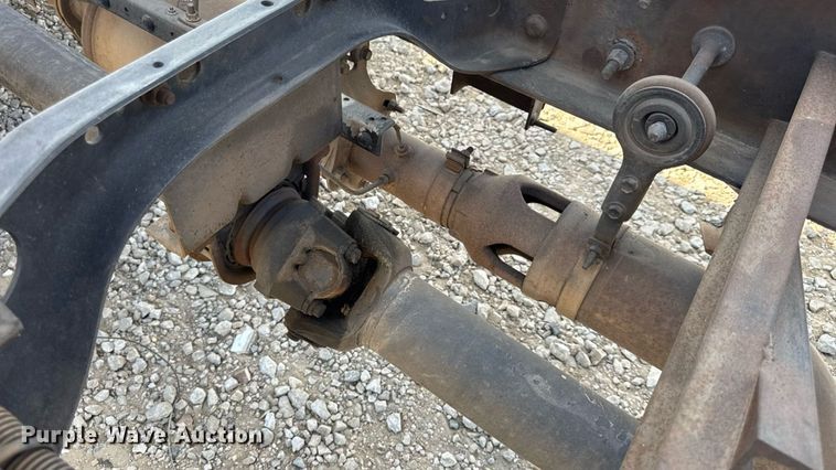 image for item DW6579 2010 International 4300 truck cab and chassis