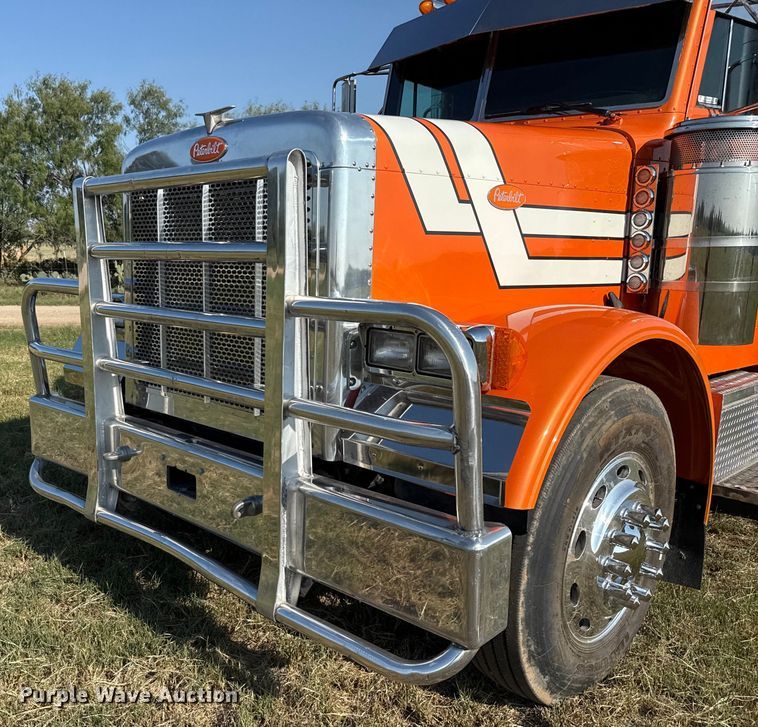 image for item DX5780 1995 Peterbilt 379 semi truck