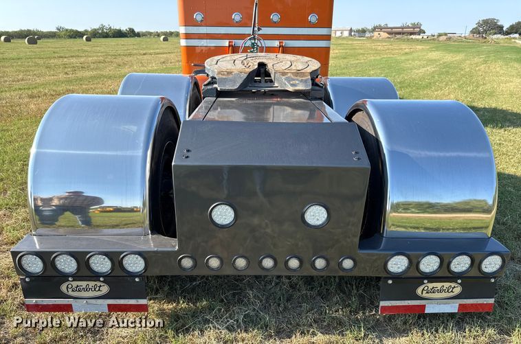 image for item DX5780 1995 Peterbilt 379 semi truck