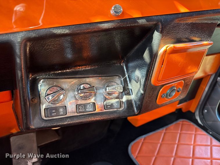 image for item DX5780 1995 Peterbilt 379 semi truck