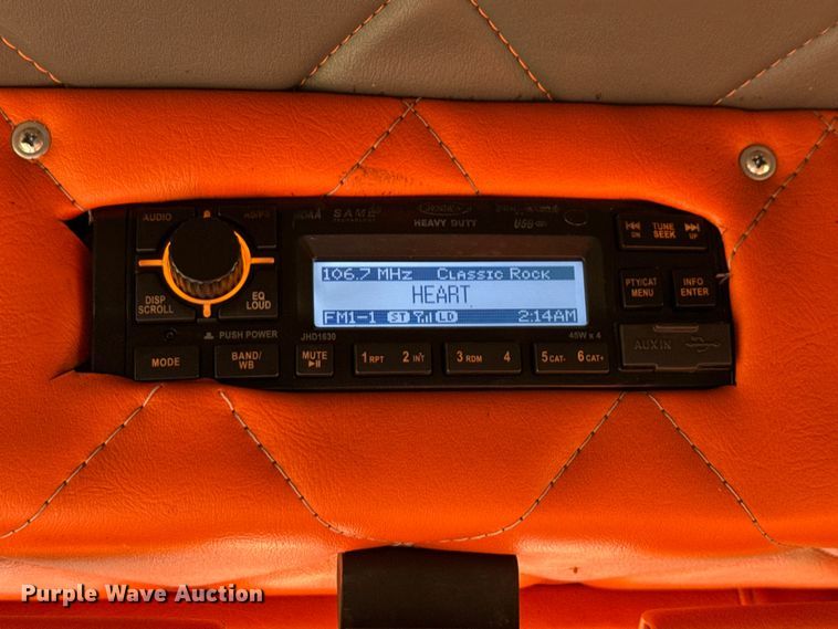 image for item DX5780 1995 Peterbilt 379 semi truck