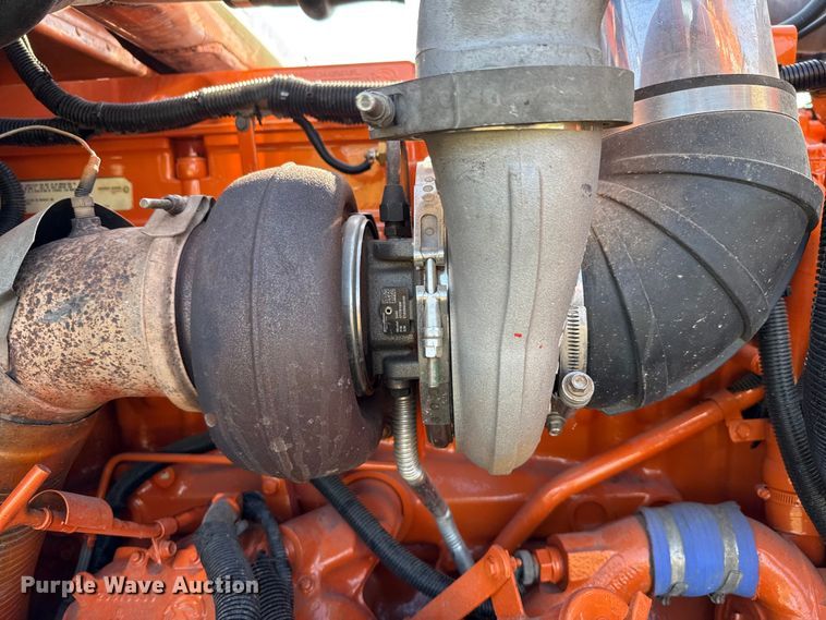 image for item DX5780 1995 Peterbilt 379 semi truck