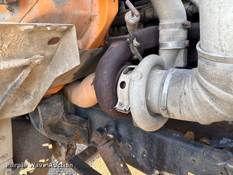 image for item DY8110 1984 GMC Brigadier semi truck