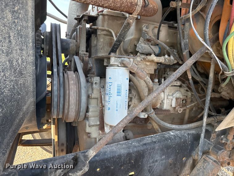 image for item DY8110 1984 GMC Brigadier semi truck