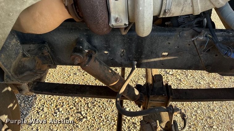 image for item DY8110 1984 GMC Brigadier semi truck