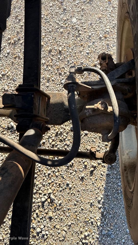 image for item DY8110 1984 GMC Brigadier semi truck