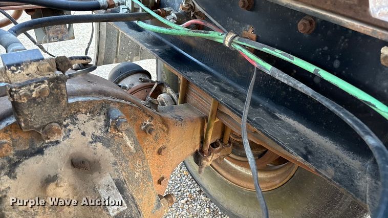 image for item DY8110 1984 GMC Brigadier semi truck