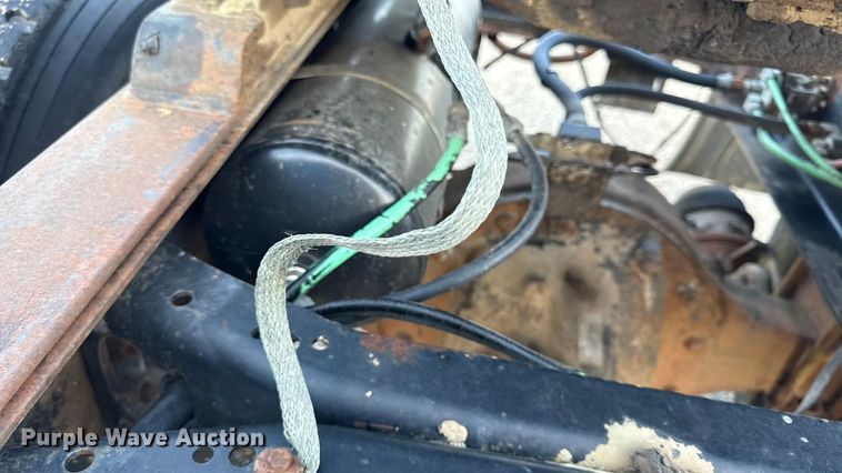 image for item DY8110 1984 GMC Brigadier semi truck