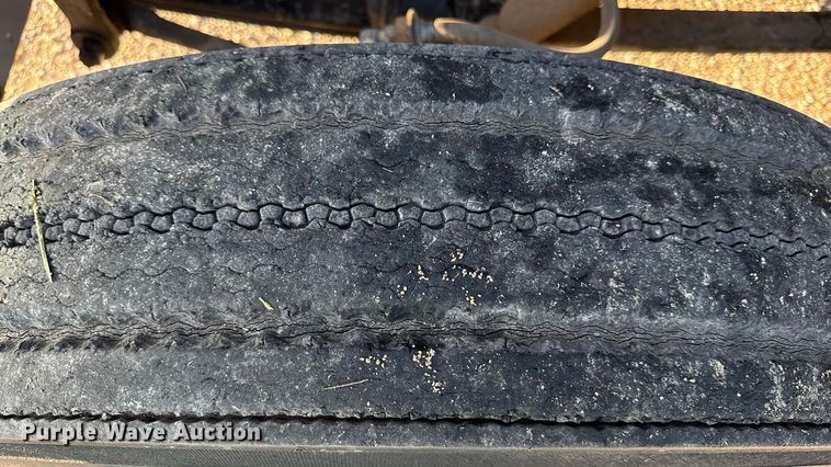 image for item DY8110 1984 GMC Brigadier semi truck