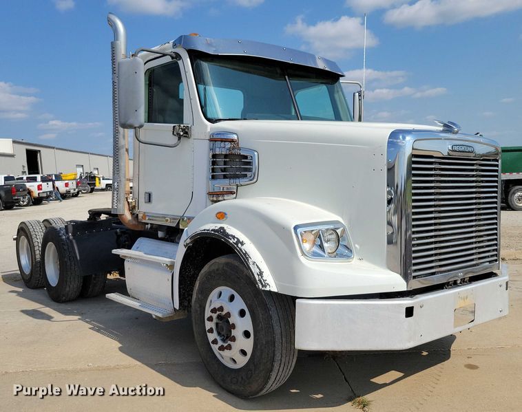 CAMIóN 2014 FREIGHTLINER