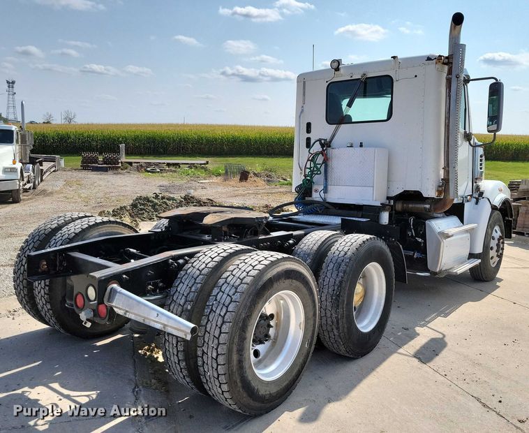 CAMIóN 2014 FREIGHTLINER