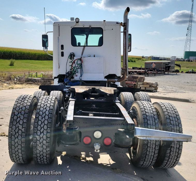 image for item DZ6557 2014 Freightliner  Coronado 122SD semi truck