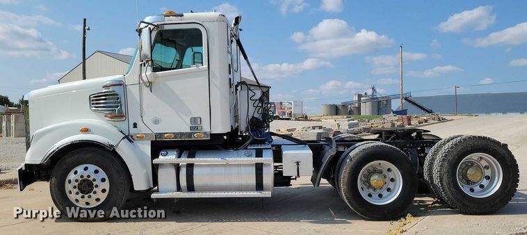 image for item DZ6557 2014 Freightliner  Coronado 122SD semi truck
