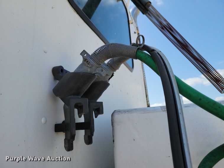 image for item DZ6557 2014 Freightliner  Coronado 122SD semi truck