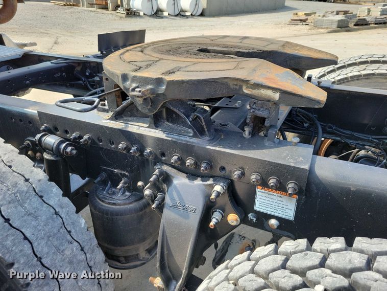 image for item DZ6557 2014 Freightliner  Coronado 122SD semi truck