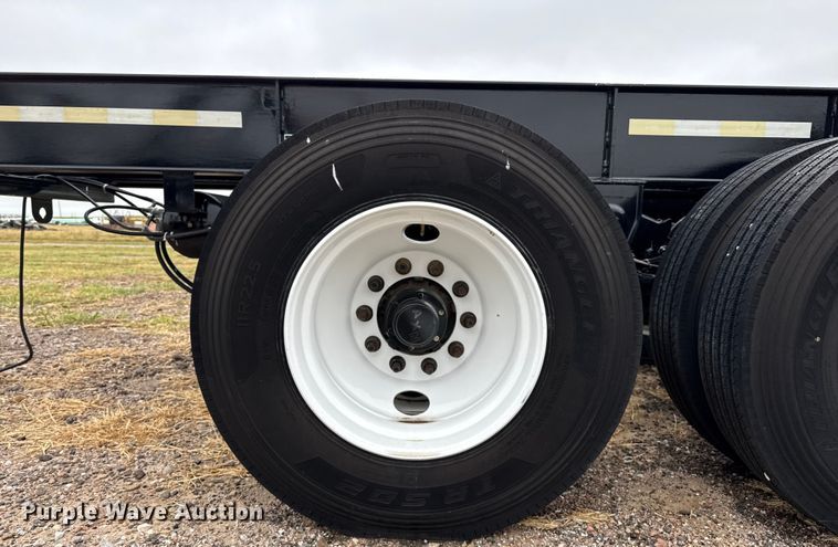 image for item DZ8955 2023 Atro extendable container trailer