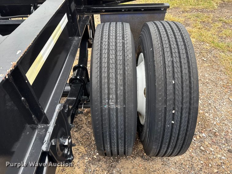 image for item DZ8955 2023 Atro extendable container trailer