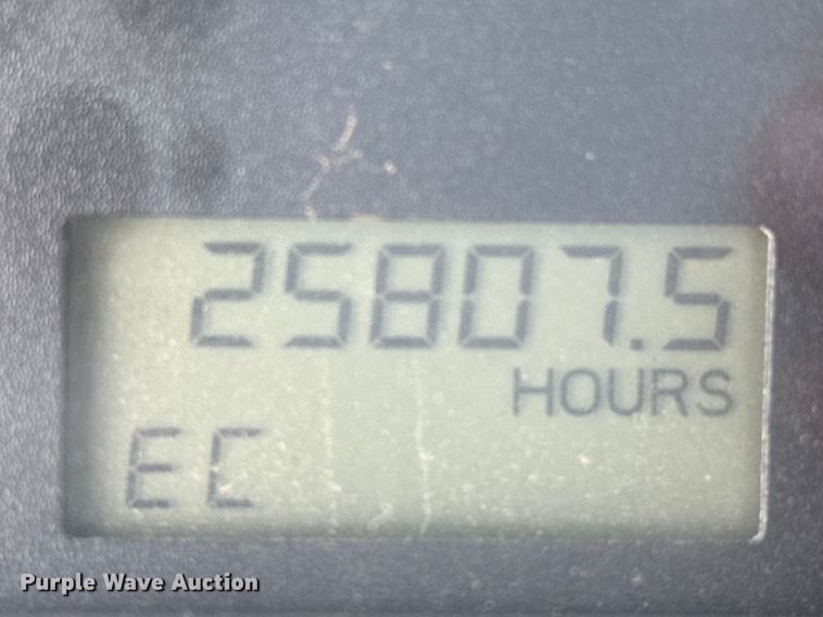 image for item DZ8978 2005 Freightliner Columbia semi truck