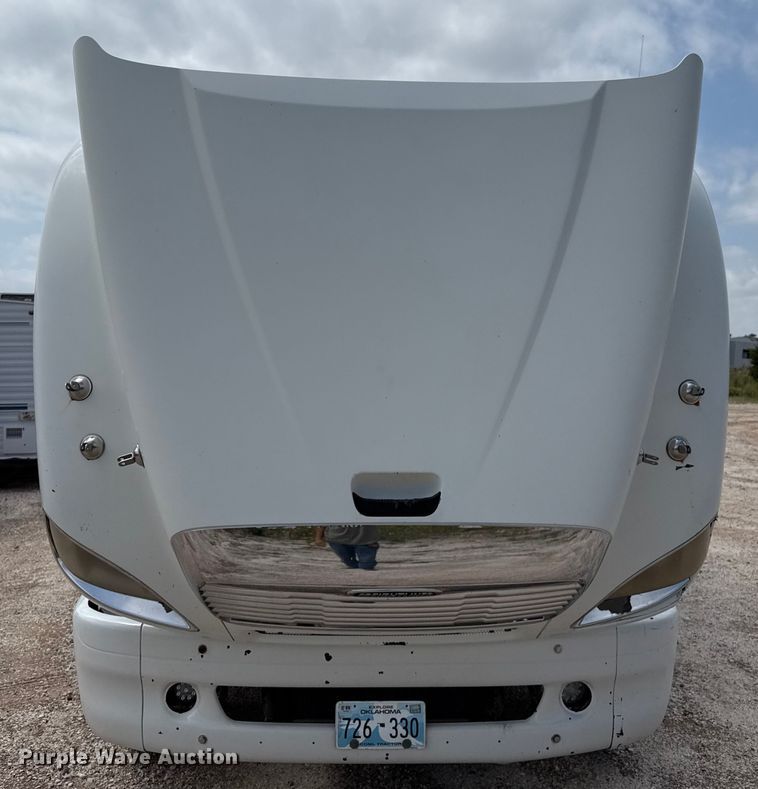 image for item DZ8978 2005 Freightliner Columbia semi truck