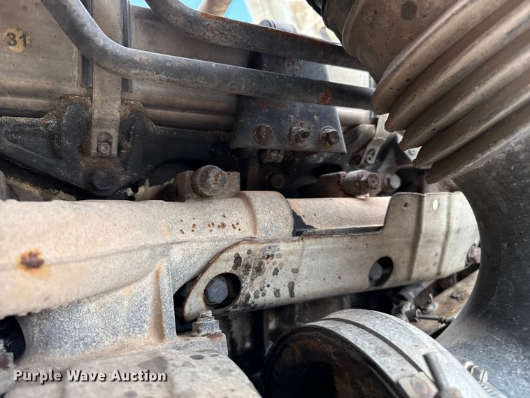 image for item DZ8978 2005 Freightliner Columbia semi truck