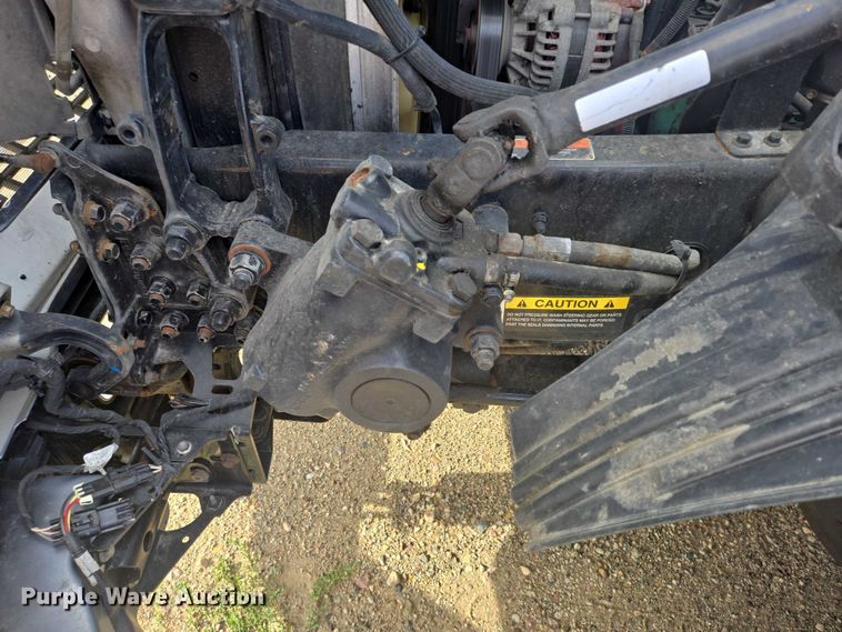 image for item EB1032 2014 Volvo VNL semi truck