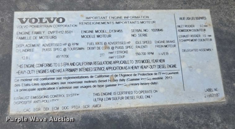 image for item EB1032 2014 Volvo VNL semi truck