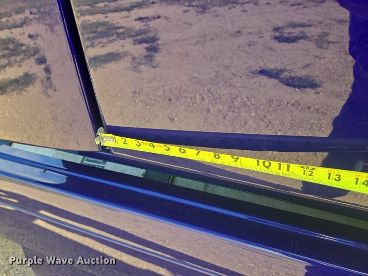 image for item EB1033 2012 Volvo Truck VNL semi truck