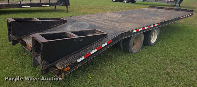 image for item EB1037 1982 Trail King TK18-2400 equipment trailer
