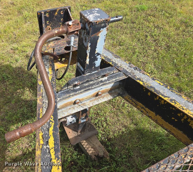 image for item EB1037 1982 Trail King TK18-2400 equipment trailer