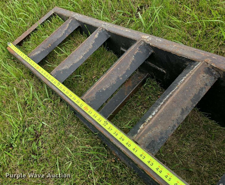 image for item EB1037 1982 Trail King TK18-2400 equipment trailer