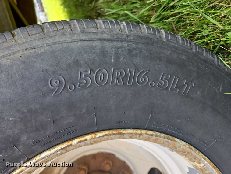 image for item EB1037 1982 Trail King TK18-2400 equipment trailer