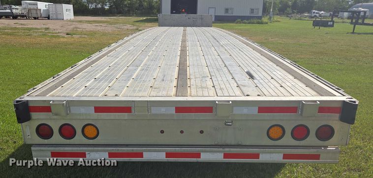 image for item EB1039 2016 Trail King TK80AACS-40 drop deck equipment trailer