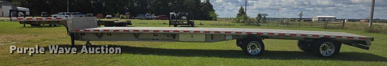 image for item EB1039 2016 Trail King TK80AACS-40 drop deck equipment trailer