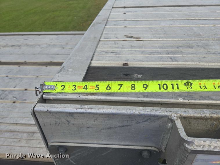 image for item EB1039 2016 Trail King TK80AACS-40 drop deck equipment trailer