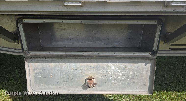 image for item EB1039 2016 Trail King TK80AACS-40 drop deck equipment trailer