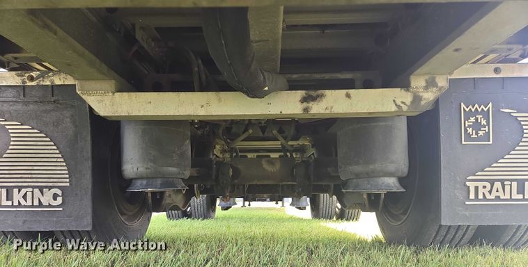 image for item EB1039 2016 Trail King TK80AACS-40 drop deck equipment trailer