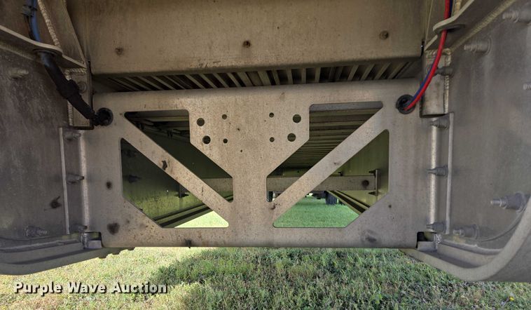 image for item EB1039 2016 Trail King TK80AACS-40 drop deck equipment trailer